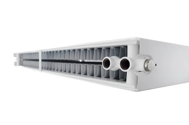 HEAT-PRO-Compact-CV-400400--stalowy-grzejnik-panelowy-o-wysokiej-wydajnosci-cieplnej---widok-z-dolu-2.webp